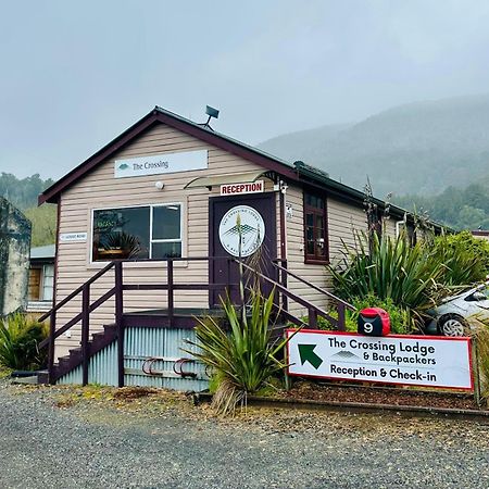 The Crossing Lodge & Backpackers Erua Buitenkant foto