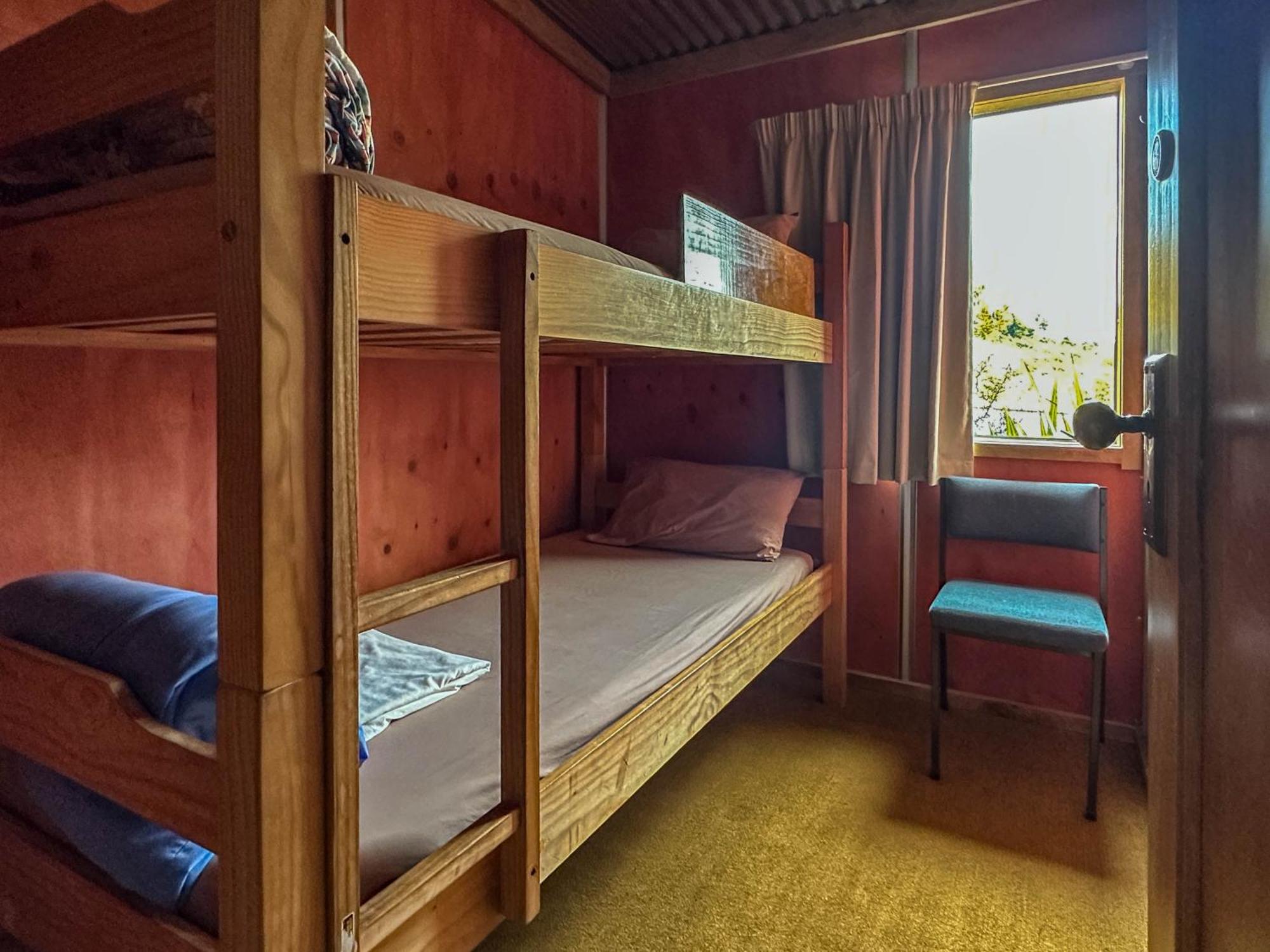 The Crossing Lodge & Backpackers Erua Buitenkant foto