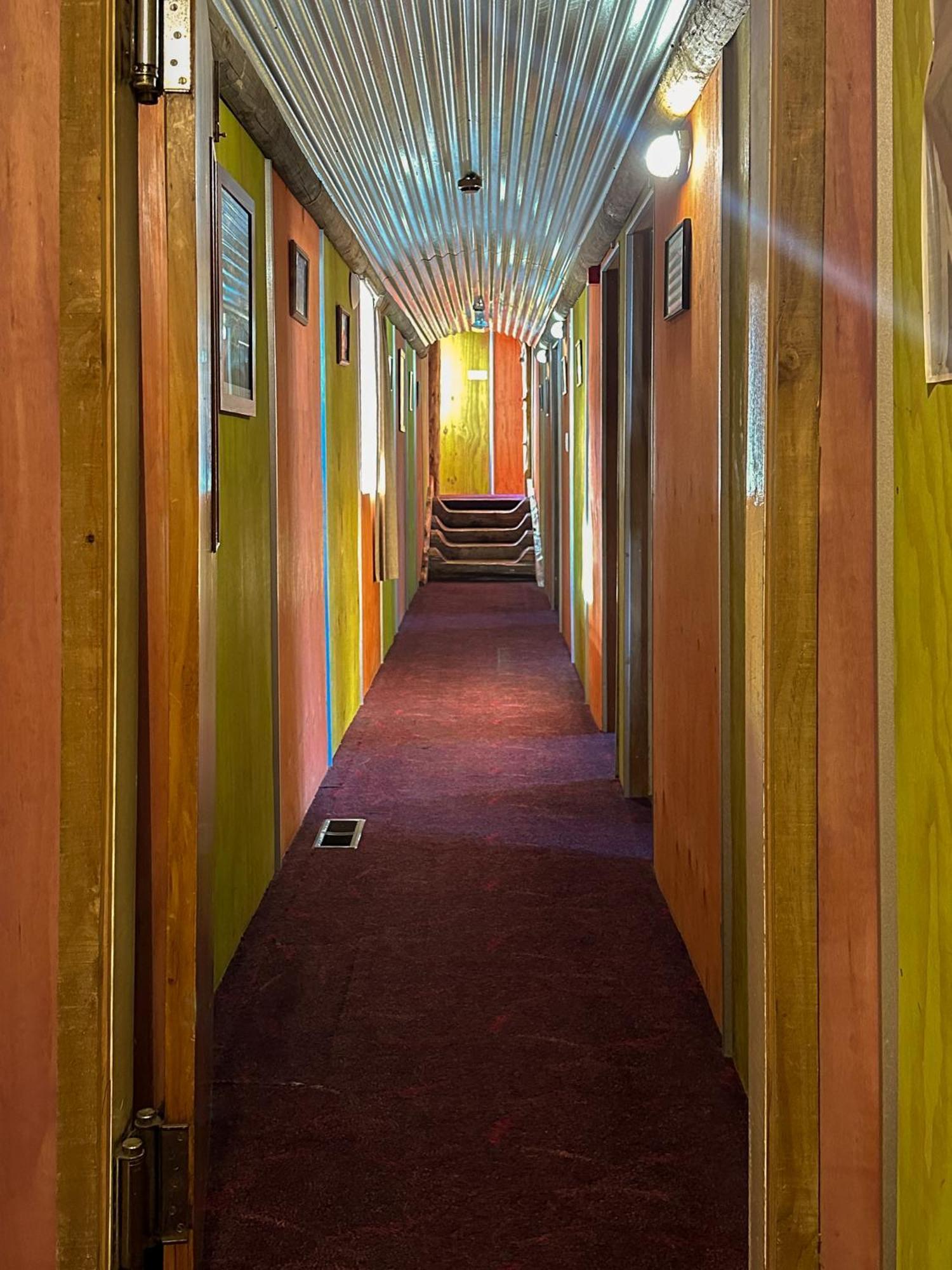The Crossing Lodge & Backpackers Erua Buitenkant foto